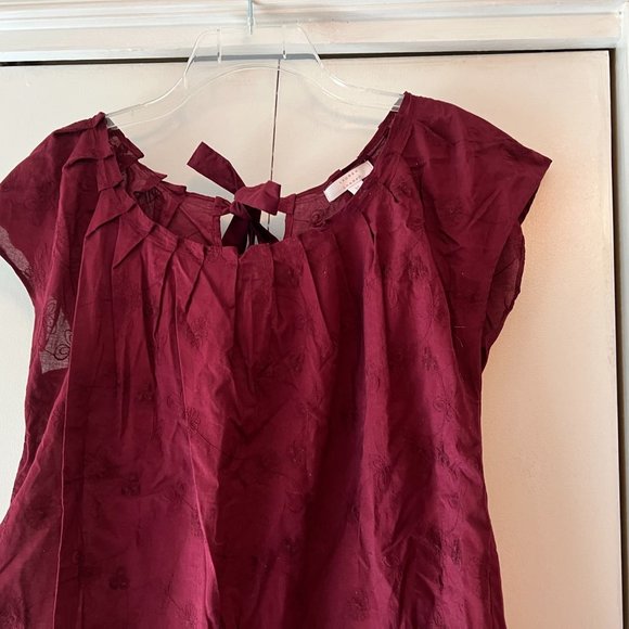NWOT! Lauren Conrad Burgundy Short Sleeve Semi-Sheer Blouse - M - Picture 2 of 5
